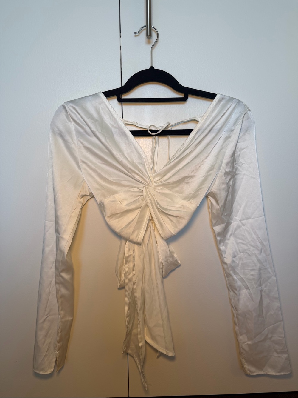 White Long-Sleeve Ruched Tie-Back Crop Top
